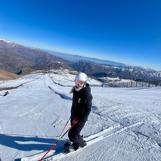 Mäesuusataja Hanna Gret Teder taastub põlvevigastusest Austria tippspetsialistide käe all